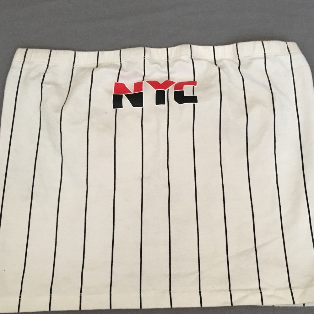 🚫SOLD🚫 forever 21 NYC tubetop ❤️🖤